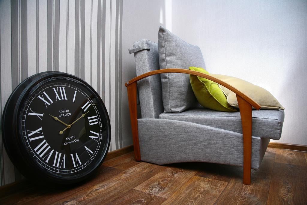 Golden Park Apartments Uman Bagian luar foto